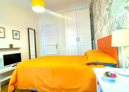 Habitación en piso compartido de 6 dormitorios en alquiler en Abando, todos los gastos incluidos en Bilbao