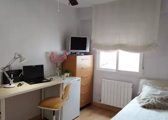 Habitación en piso compartido en Zaragoza