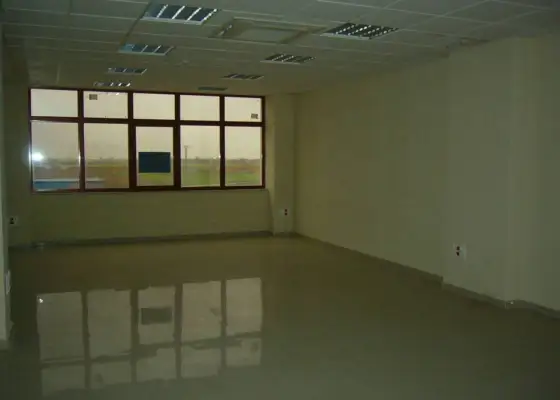 Local comercial de nueva construcción en alquiler en Manzanares