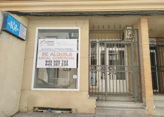 Local comercial en alquiler en Manzanares