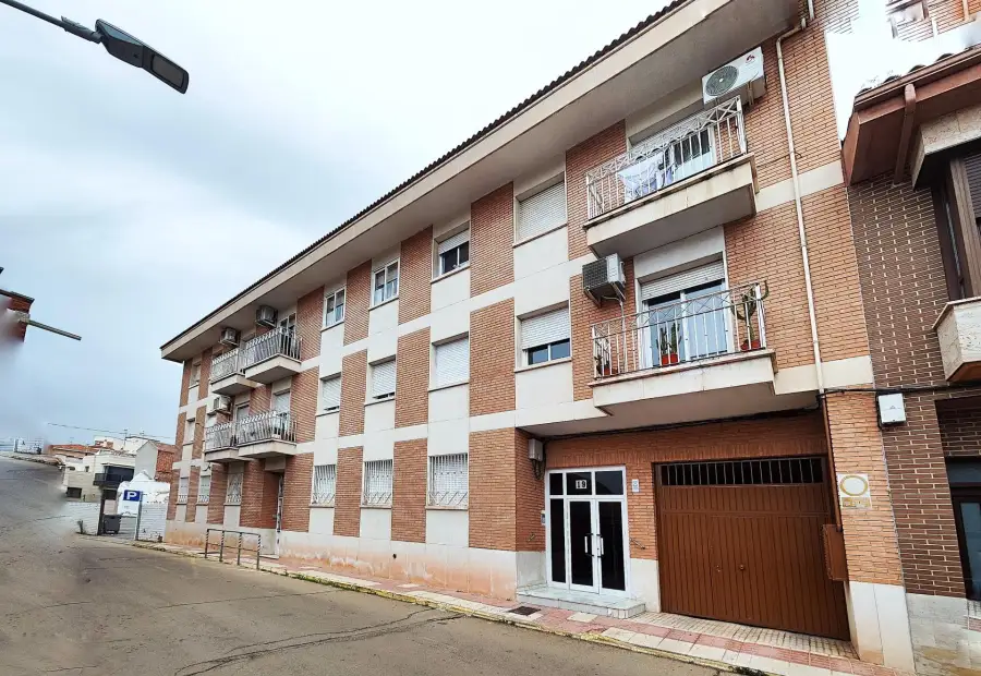 Piso y trastero en Calle Tercia, Zona Centro en Argamasilla de Calatrava