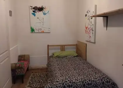 Se alquila habitación en piso compartido de 3 habitaciones en Barcelona en Barcelona