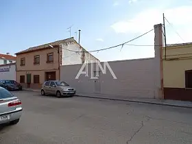Solar Venta Colegio Altagracia, Manzanares