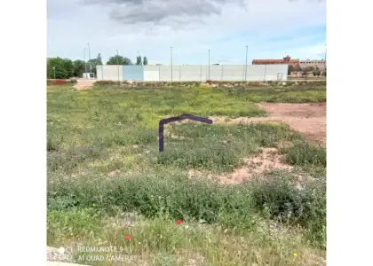 venta de terreno en Manzanares, Avenida Cristóbal Colón en Manzanares